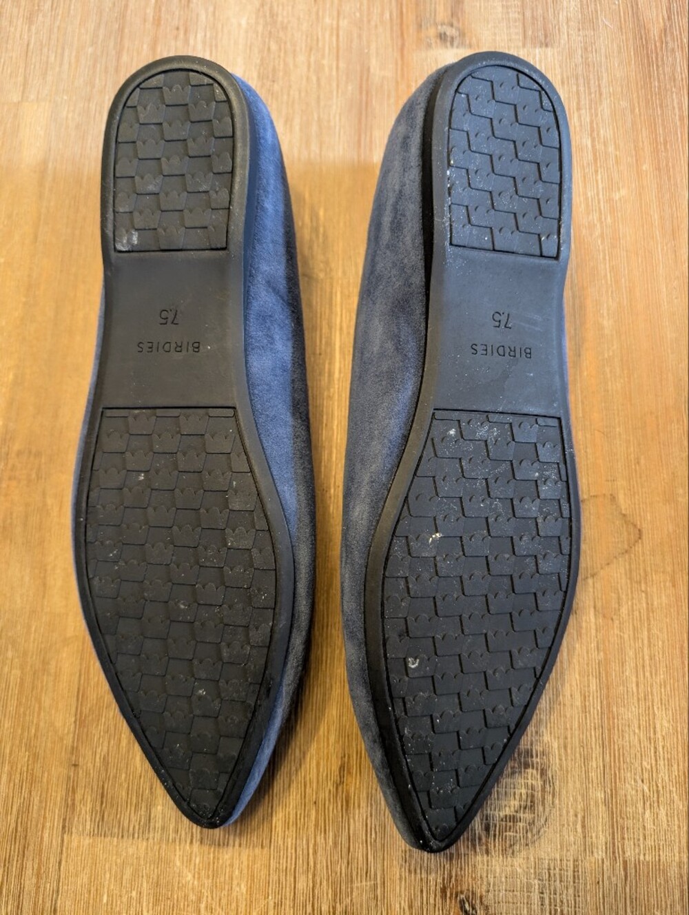 Birdies "The Goldfinch" Blue Suede Pointed Toe Flats - Size 7.5 - Picture 2 of 6